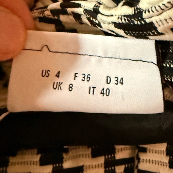 Akris Punto Black & White Soundboard Pattern Jacket and Frankie Pants Suit Sz  4 - Picture 15 of 16